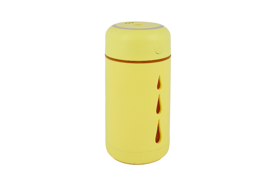 máy phun sương 3 trong 1 ( phun sương + SẠT ĐT USB + Đèn lazer )/ màu vàng B17 VÀNG